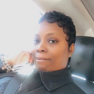 Meet your Posher, Vonetta